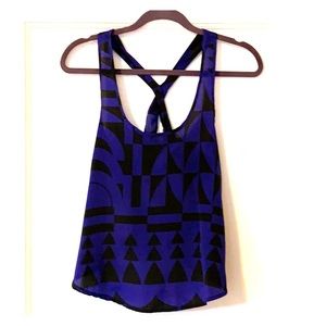 Geometric print cross-strap open back tank // UO